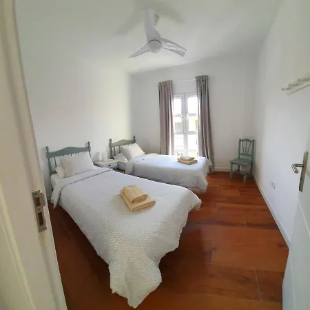Apartman La Pardela *
